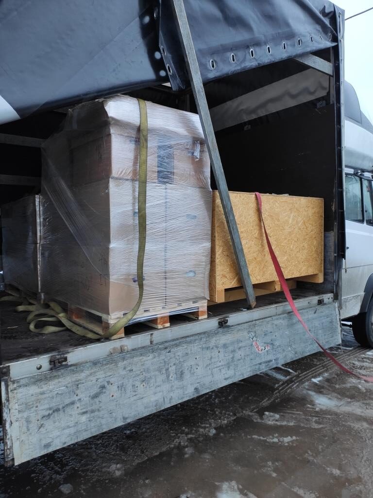 Shared load palletized transport